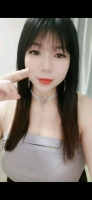 两颗大桃子的照片